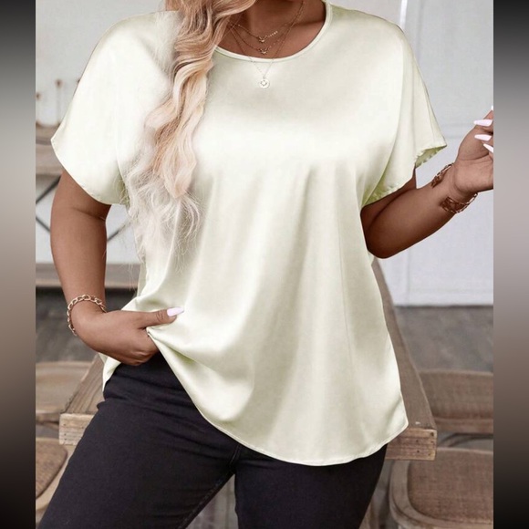 Luxe green round neck casual satin top - Picture 11 of 14